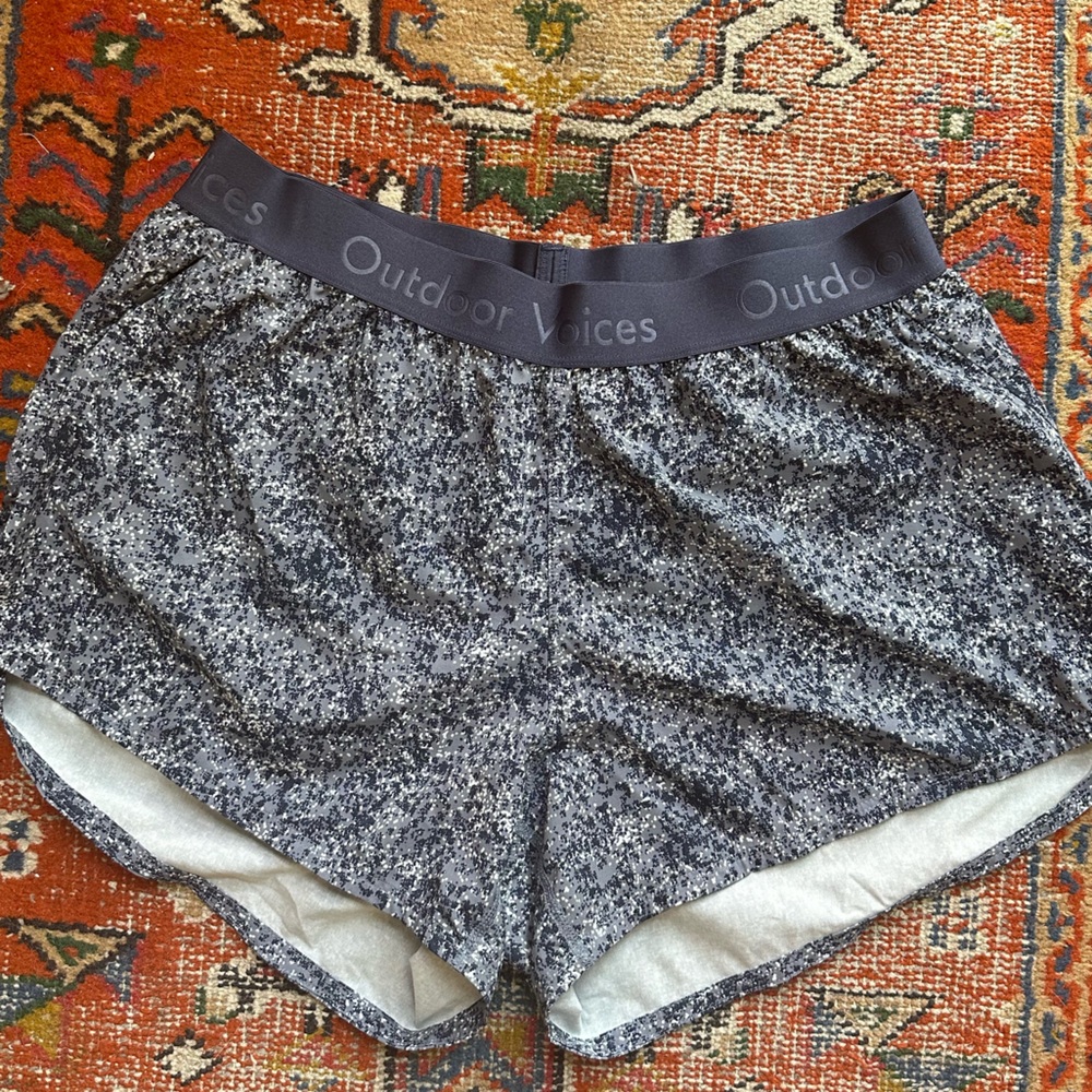 Outdoor Voices Speckled Running Shorts